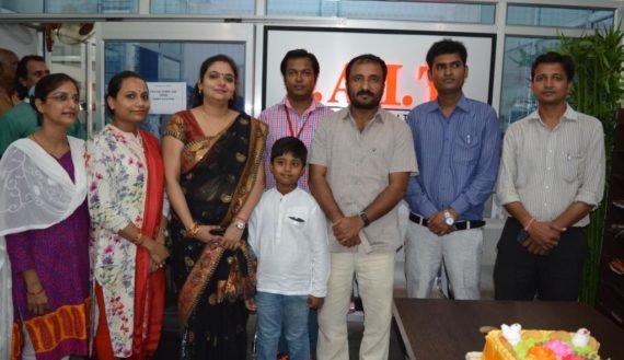Great Anand Kumar (Super 30) with Staff of IAIT